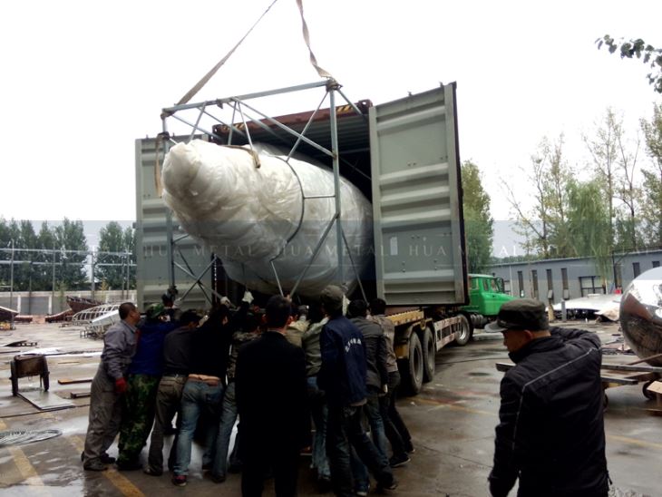 Container-Loading-of-cloud-sculpture